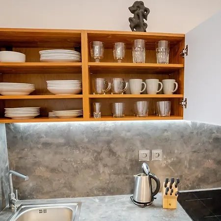 & Sun B9 アパート