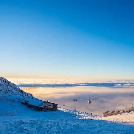 アパート & Sun B9 *