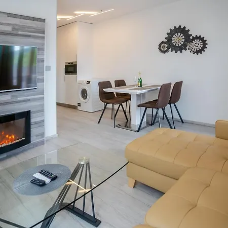 & Sun B9 Apartment