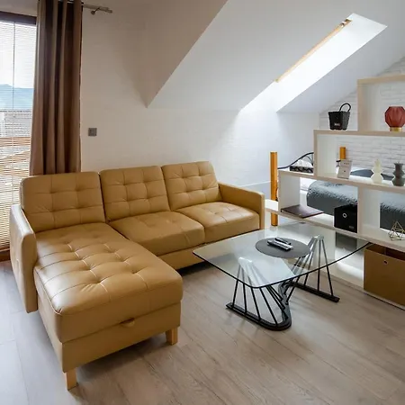 Apartment & Sun B9