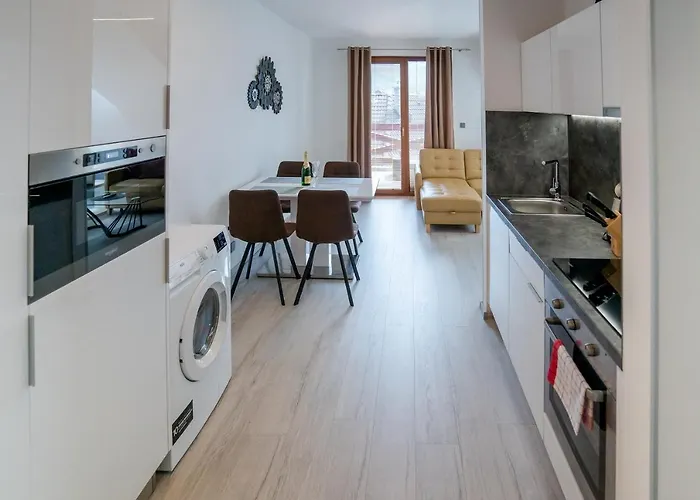 & Sun B9 Liptovský Mikuláš